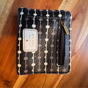 *FREE WITH BUNDLE* Fossil Wallet